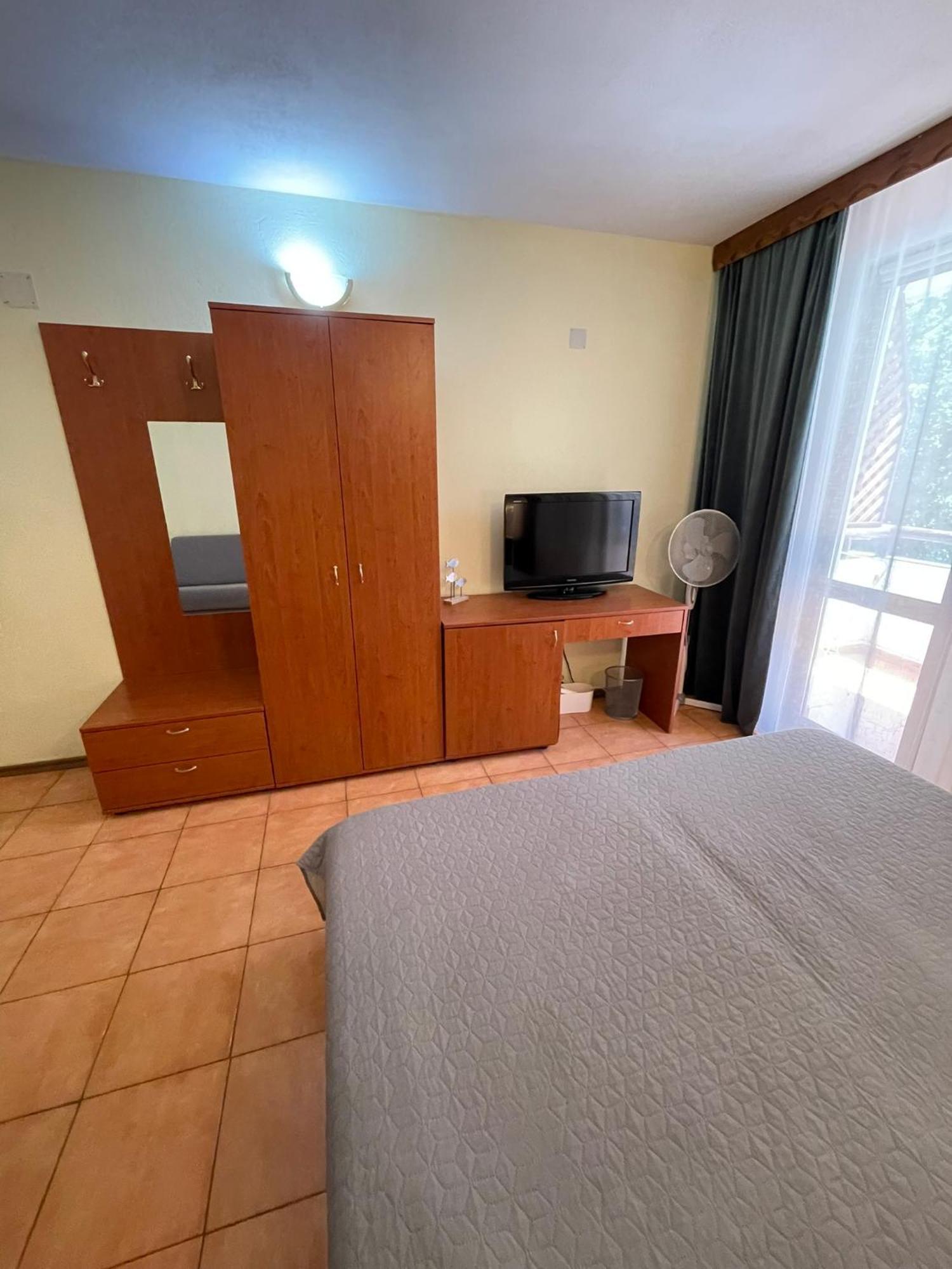 Holiday House Gendar, Черноморец Екстериор снимка